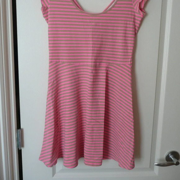 2 American  Eagle Outfitters Skater Dresses Size M - Picture 8 of 9
